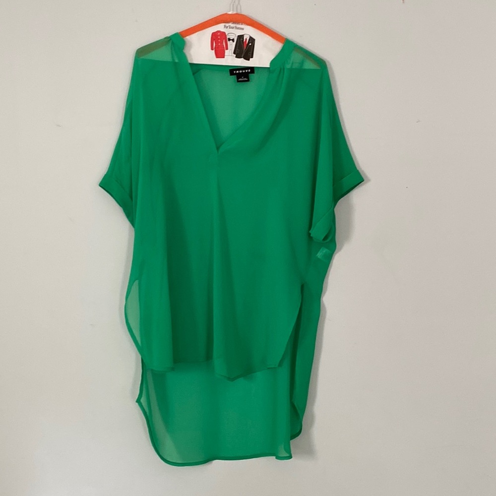 Trouvé blouse size small